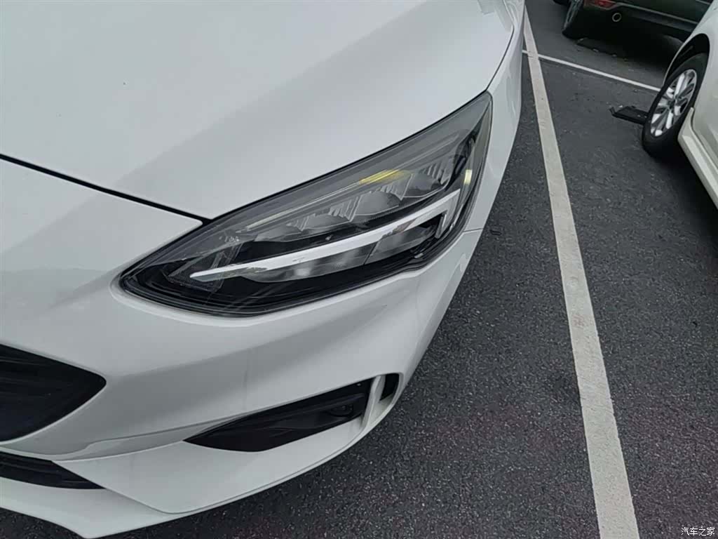 Ford Focus, 2021 24