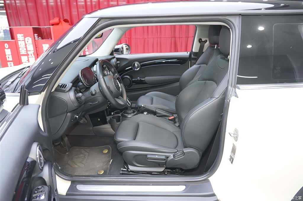 Mini Cooper, 2022 10