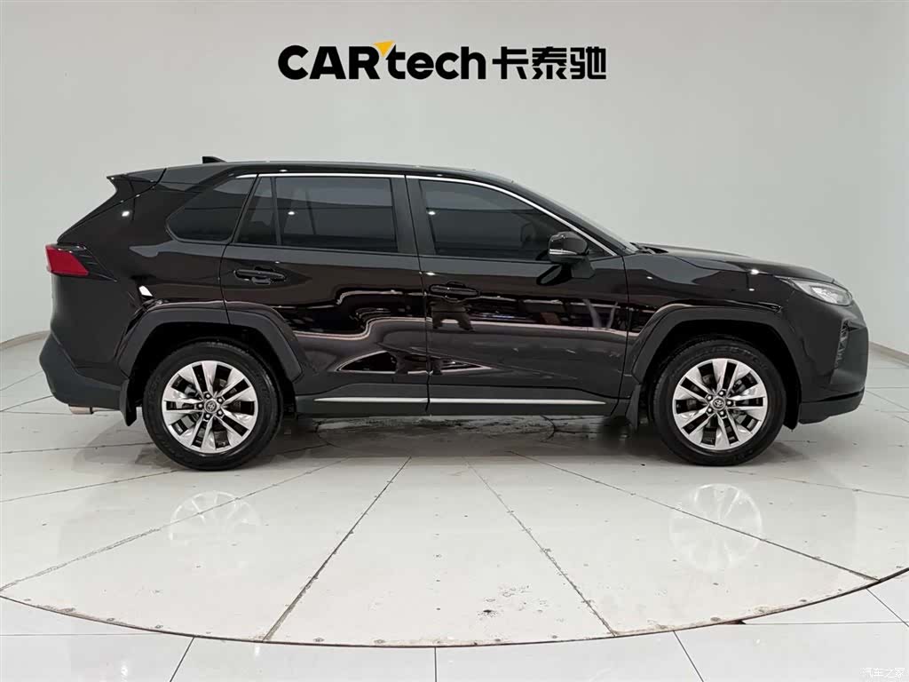 Toyota Wildlander, 2021 12