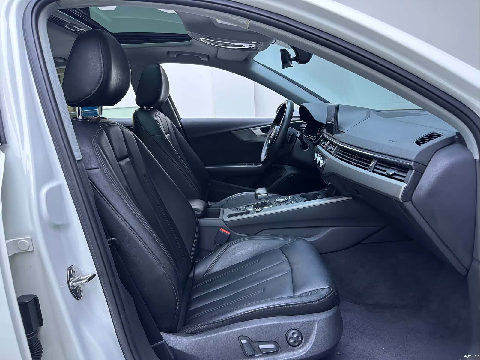Audi A4L, 2017 13
