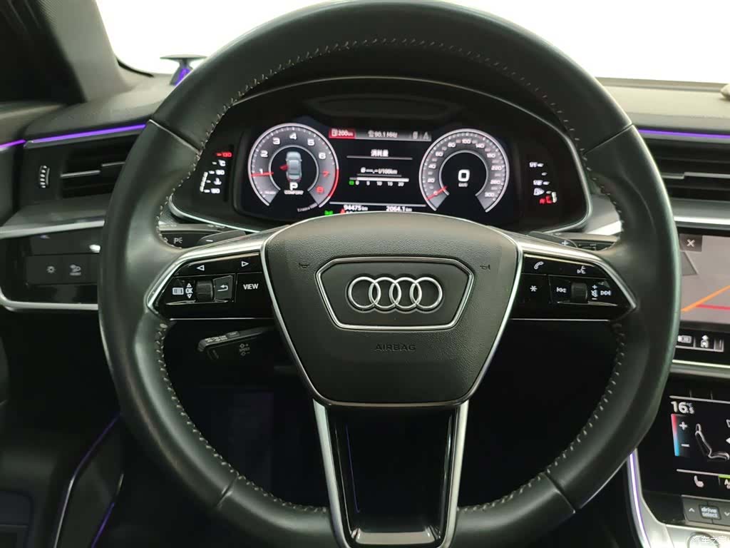Audi A6L, 2019 9