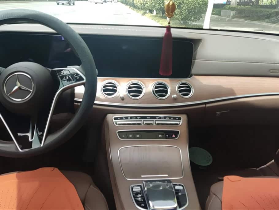 Mercedes-Benz E-class Mercedes-Benz E-class