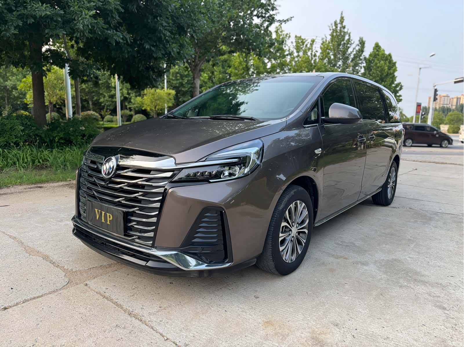 Buick GL8, 2023 1