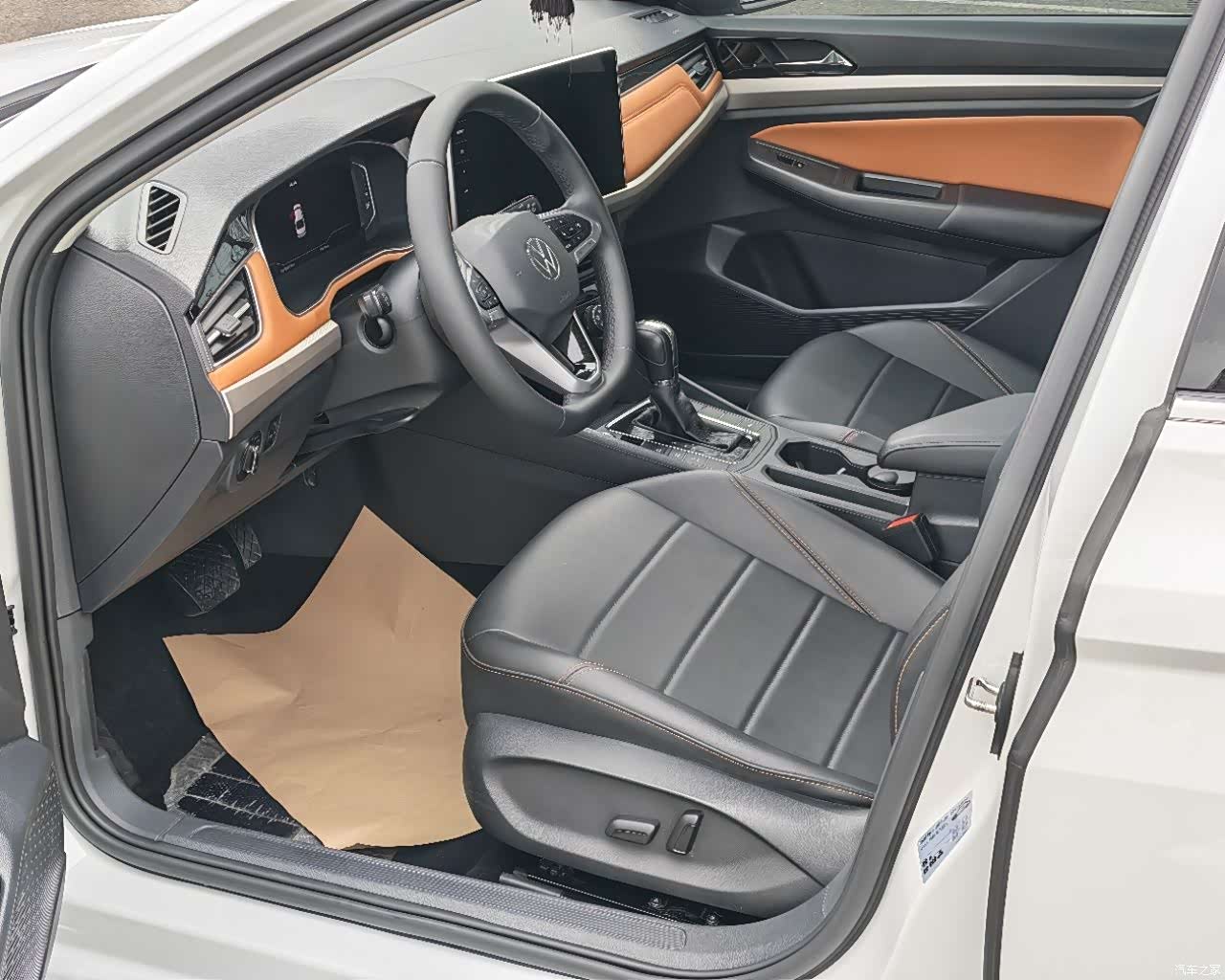 Volkswagen Bora, 2023 14