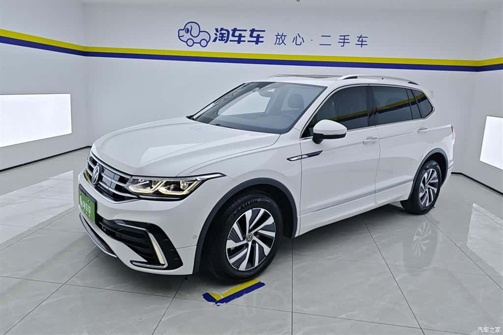 Volkswagen Tiguan L, 2022 1