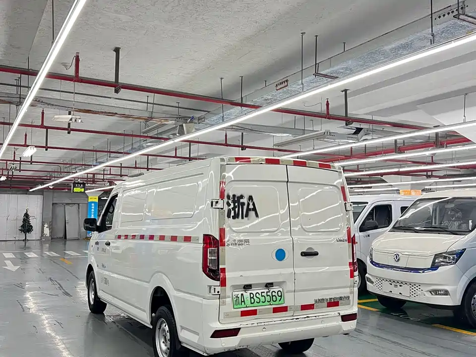 Dongfeng Yufeng Yufeng EM26