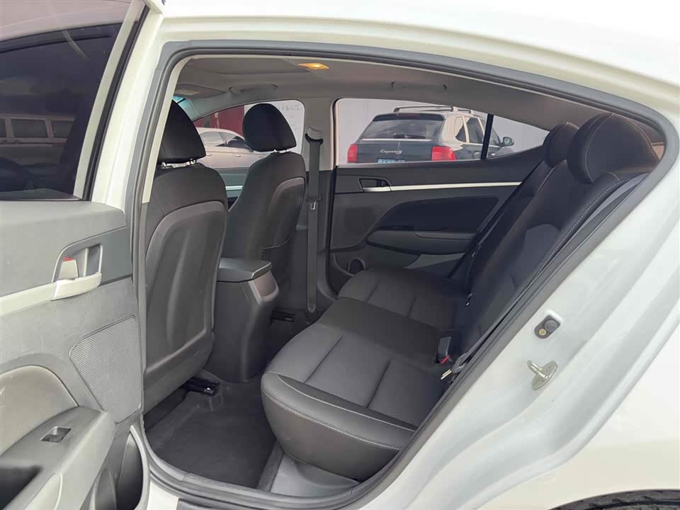 Hyundai Lead