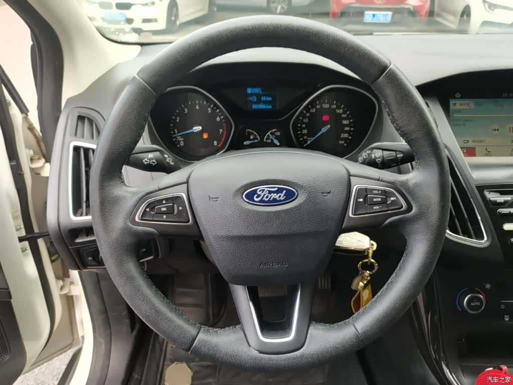 Ford Focus, 2017 11