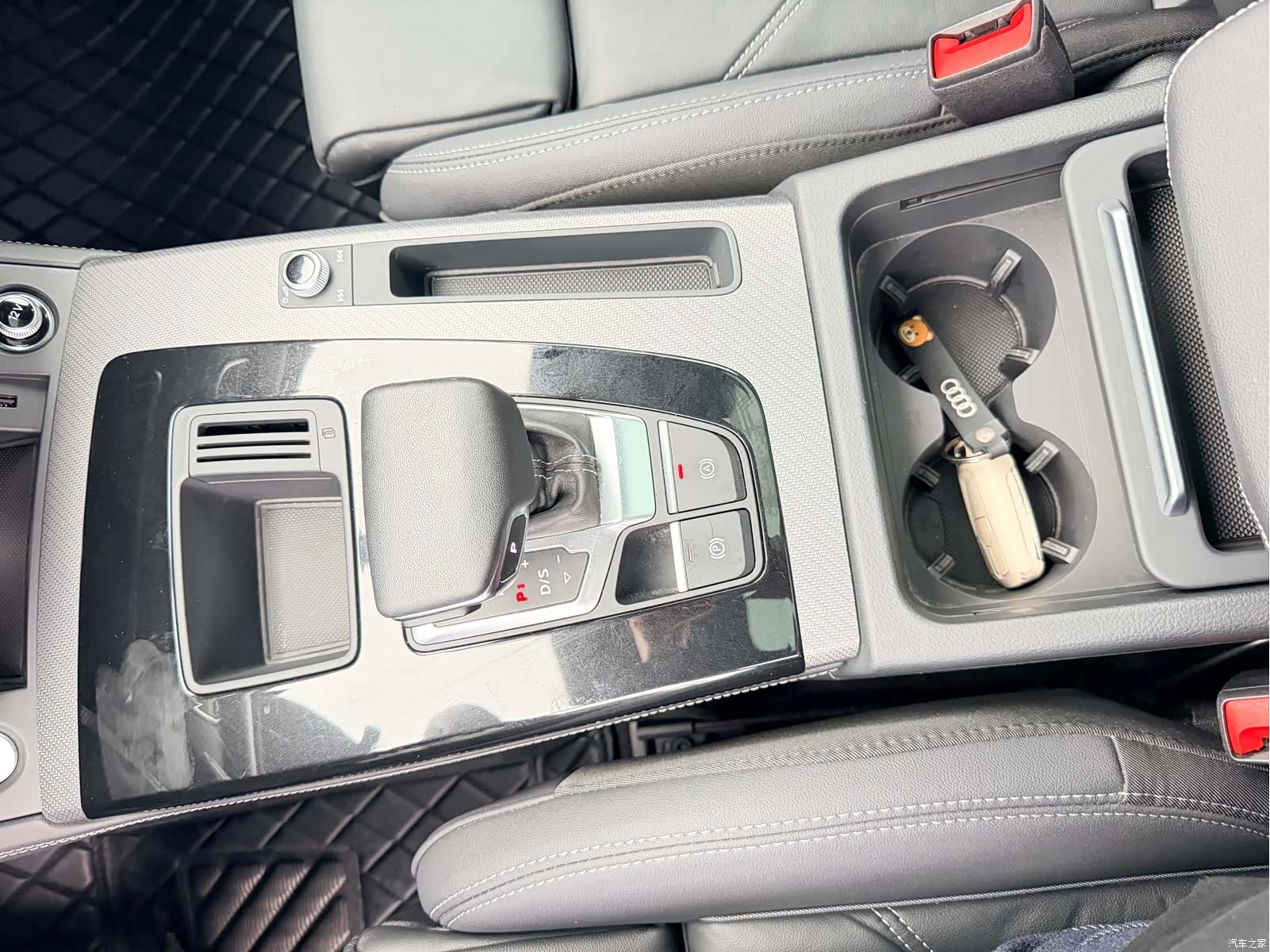 Audi Q5L, 2024 9