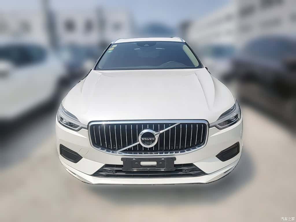 Volvo XC60, 2018 все фото