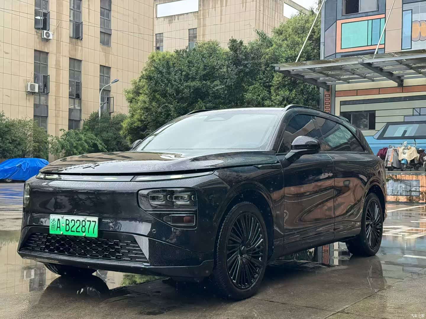 Xpeng G9