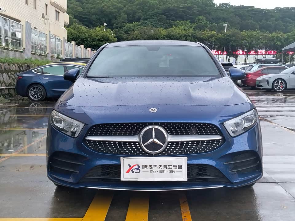 Mercedes-Benz Class A Mercedes-Benz Class A