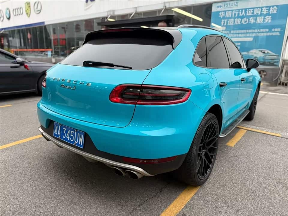 Porsche Macan