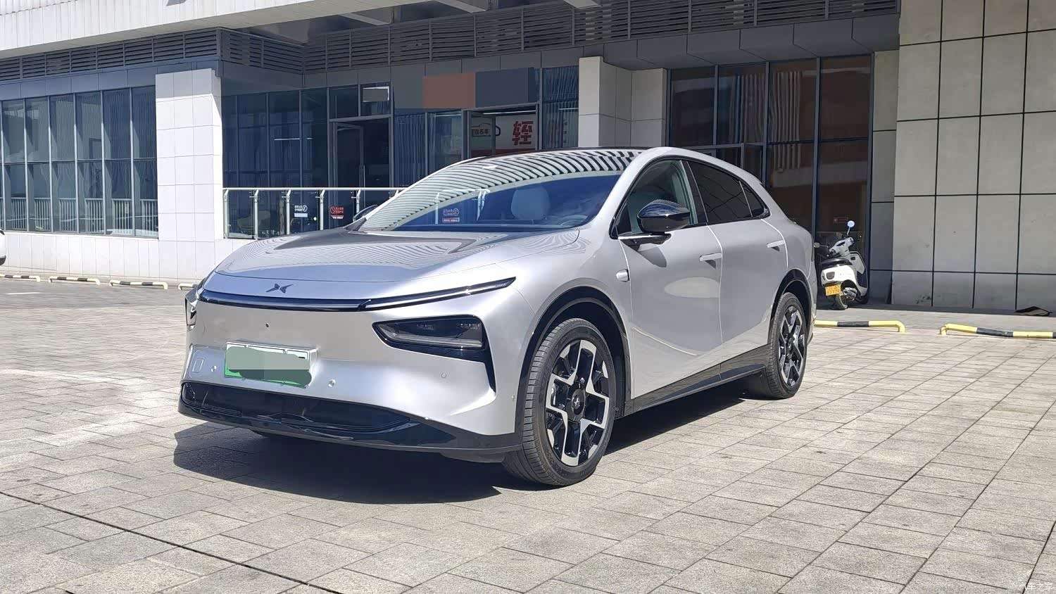 Xpeng G7, 2025 1