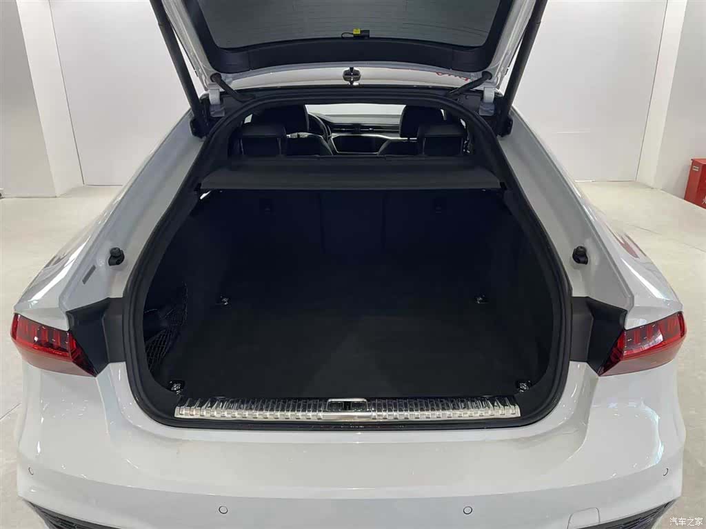 Audi A7, 2024 6
