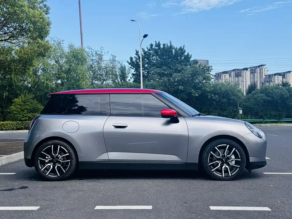 MINI Electric COOPER