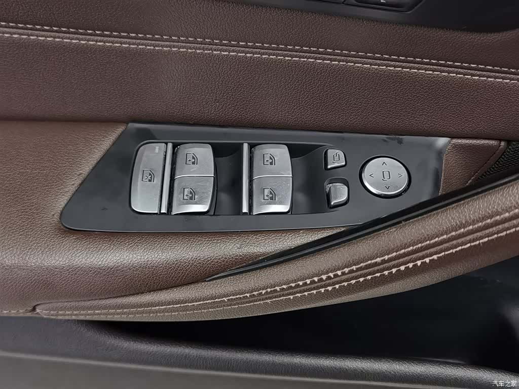BMW 5 Series, 2020 9