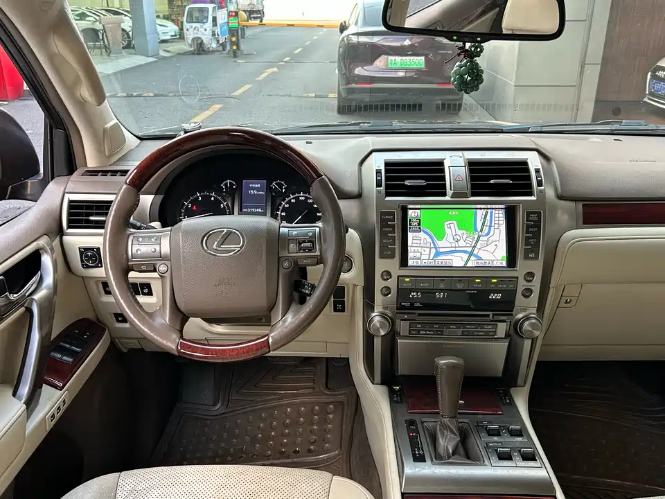 Lexus GX
