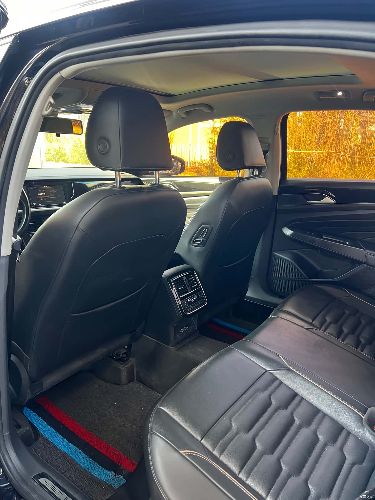 Volkswagen Passat, 2019 4