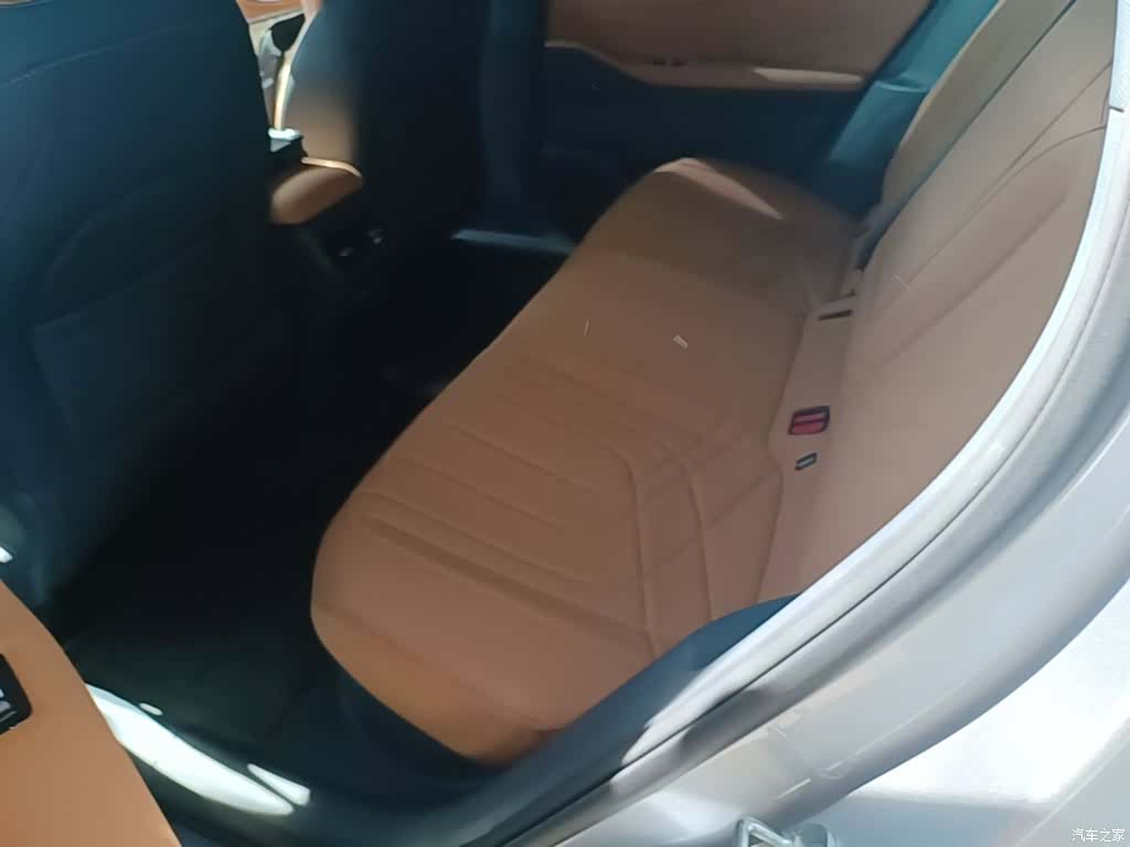 Geely 7, 2024 17