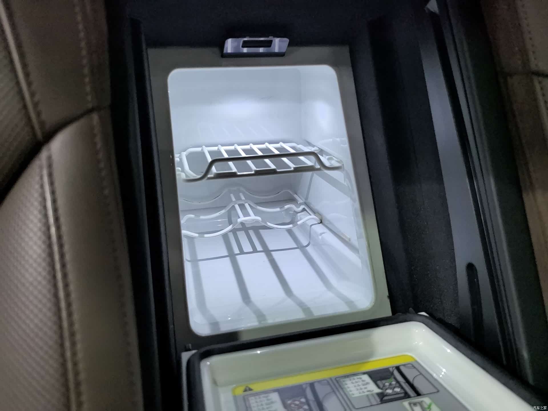 Audi A8L, 2015 30