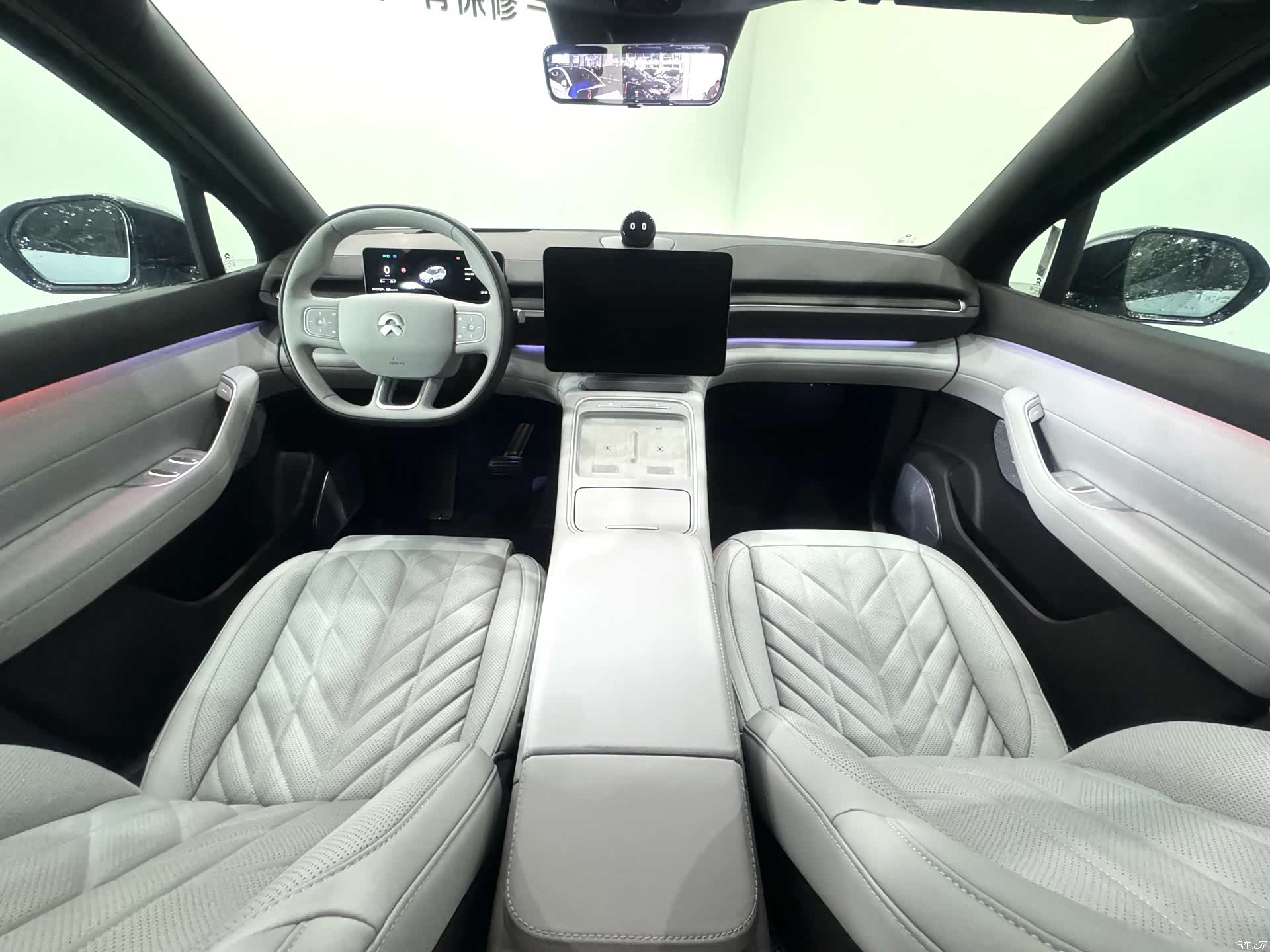 NIO ES6, 2025 7