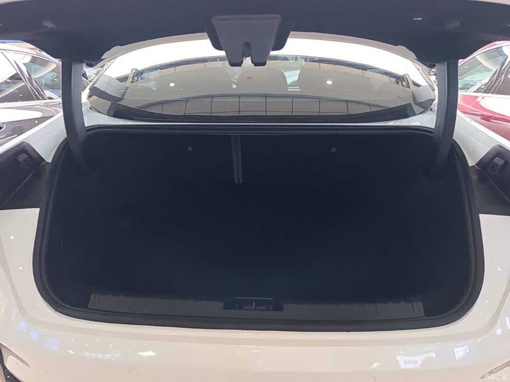 Lynk & Co 02, 2025 19