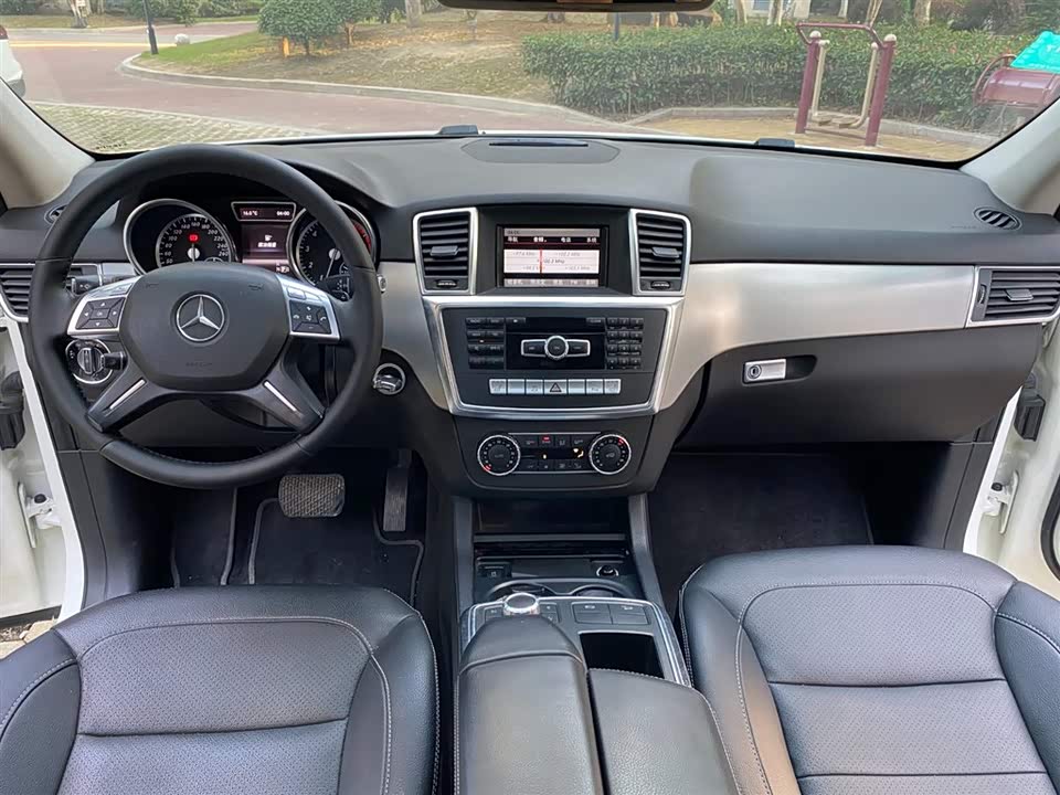 Mercedes-Benz M class