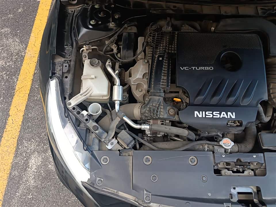 Nissan Teana