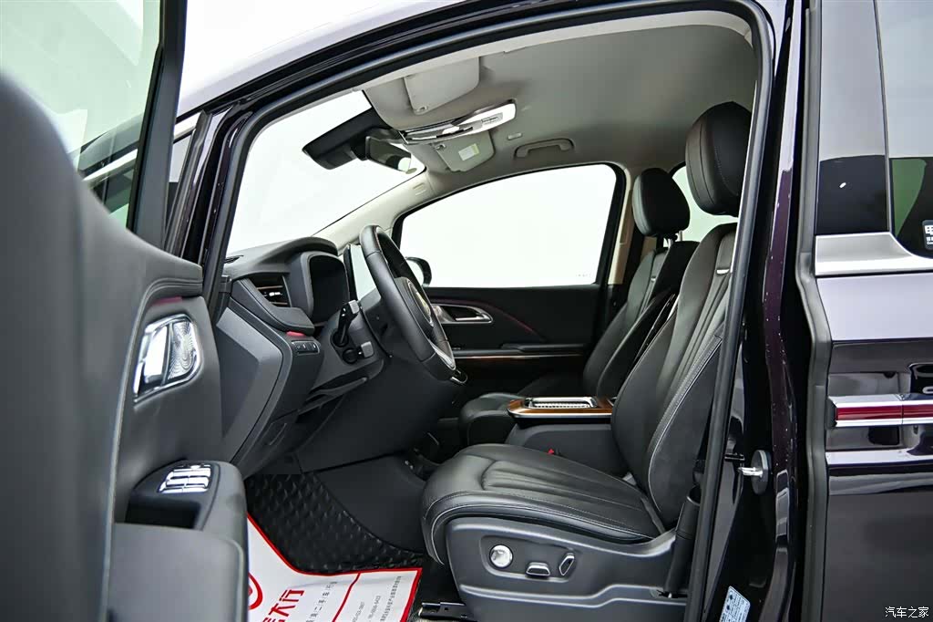 Hongqi HQ9, 2024 12