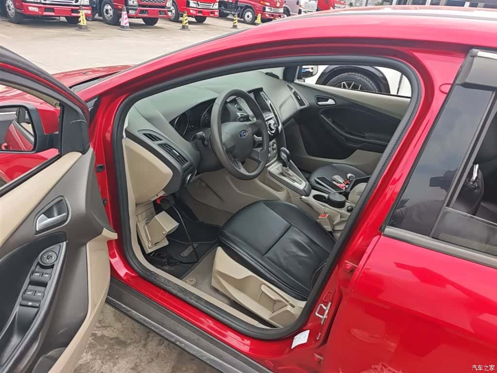 Ford Focus, 2015 15