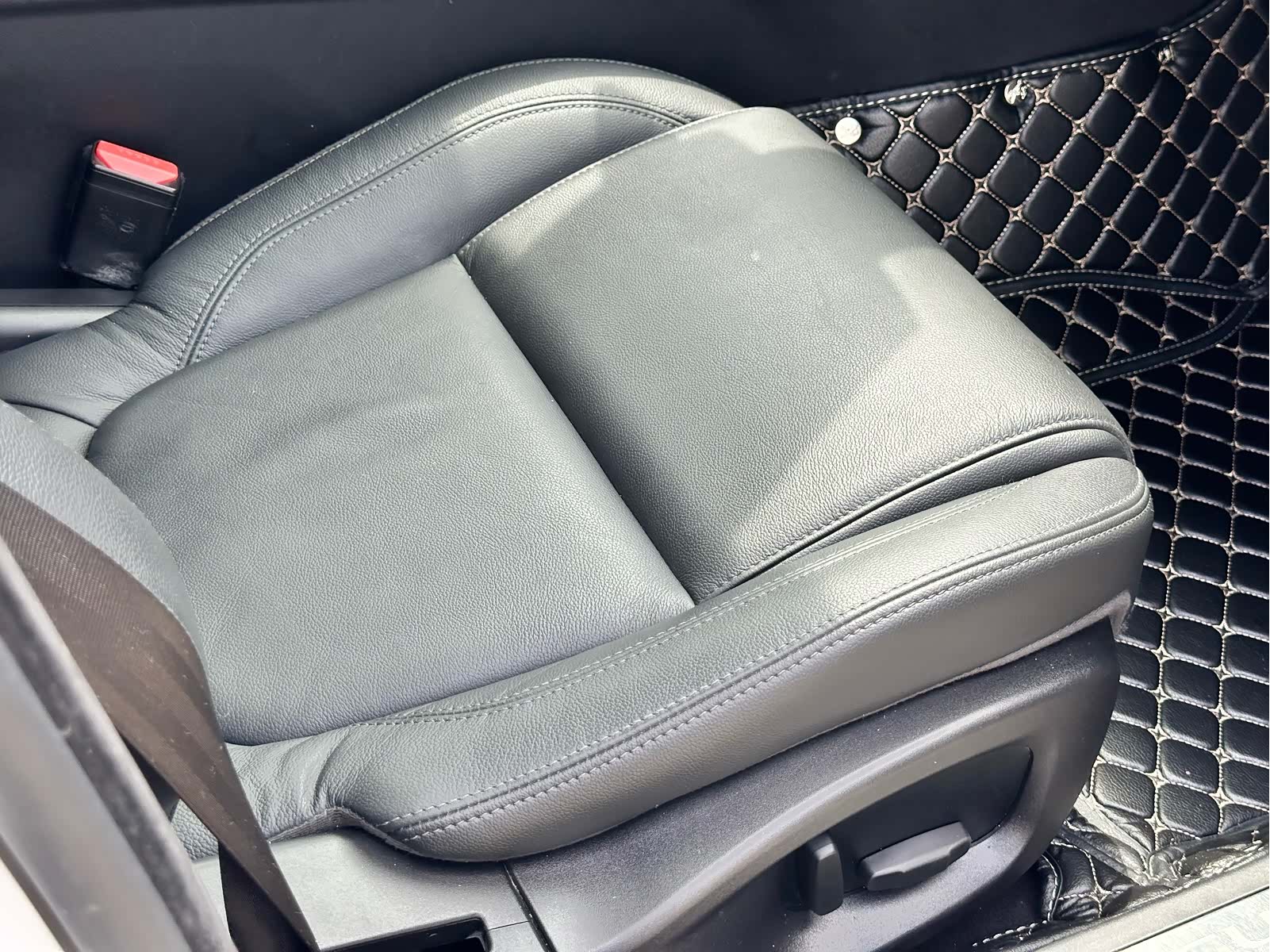 Land Rover XFL, 2018 14