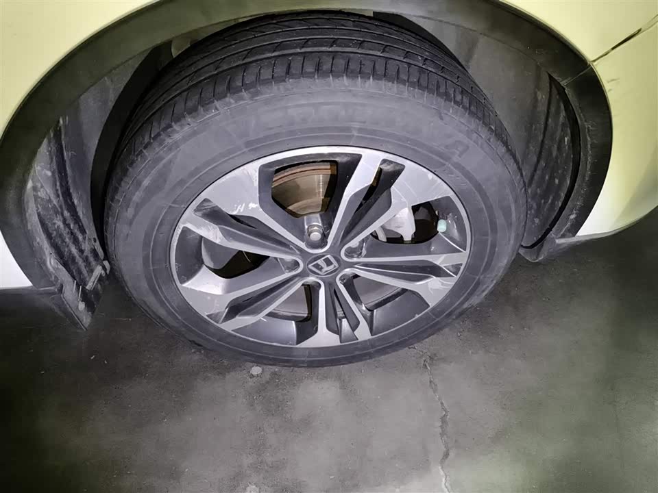 Luxgen Excellent 6 SUV