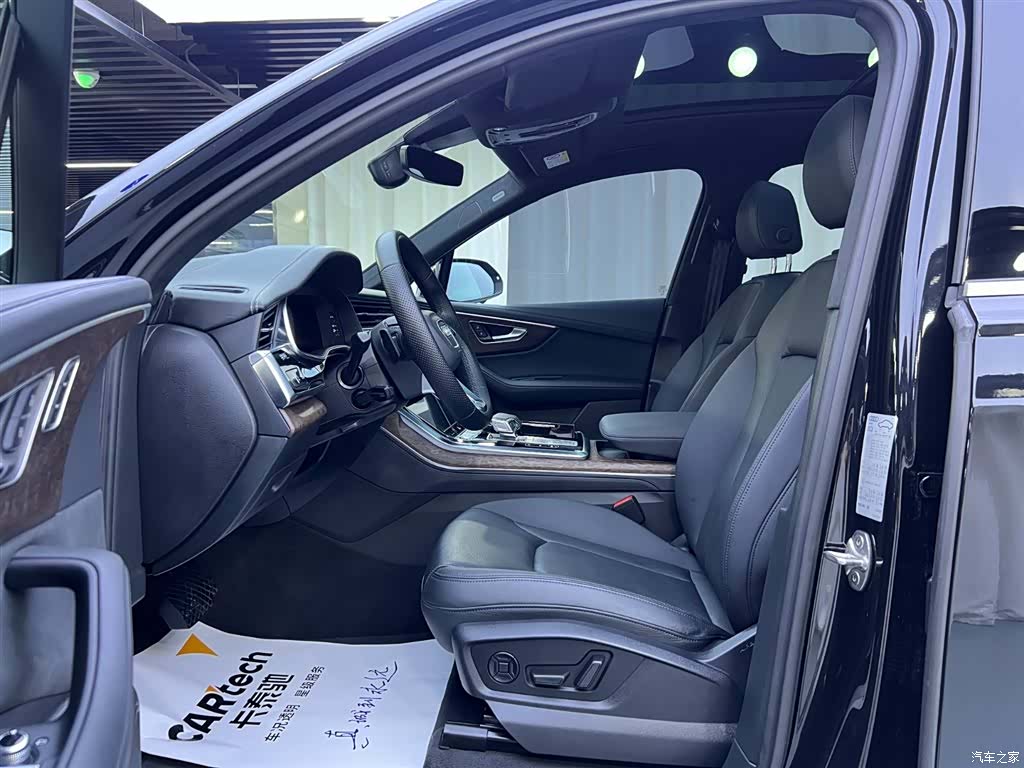 Audi Q7, 2023 7