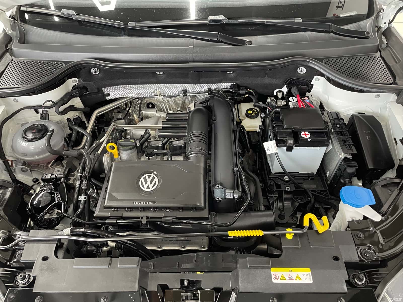 Volkswagen VS5, 2022 18