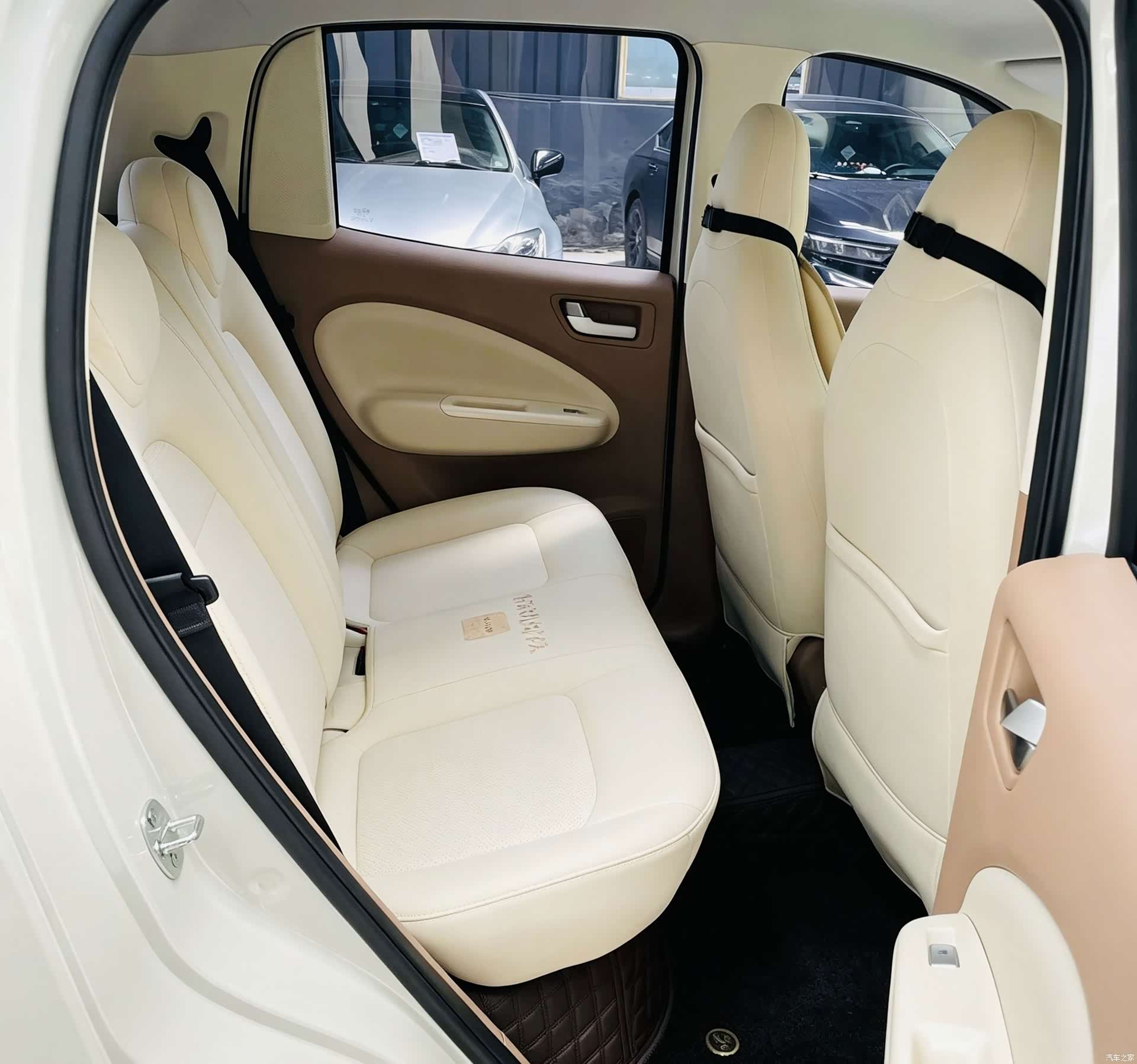 Wuling MINIEV, 2025 6