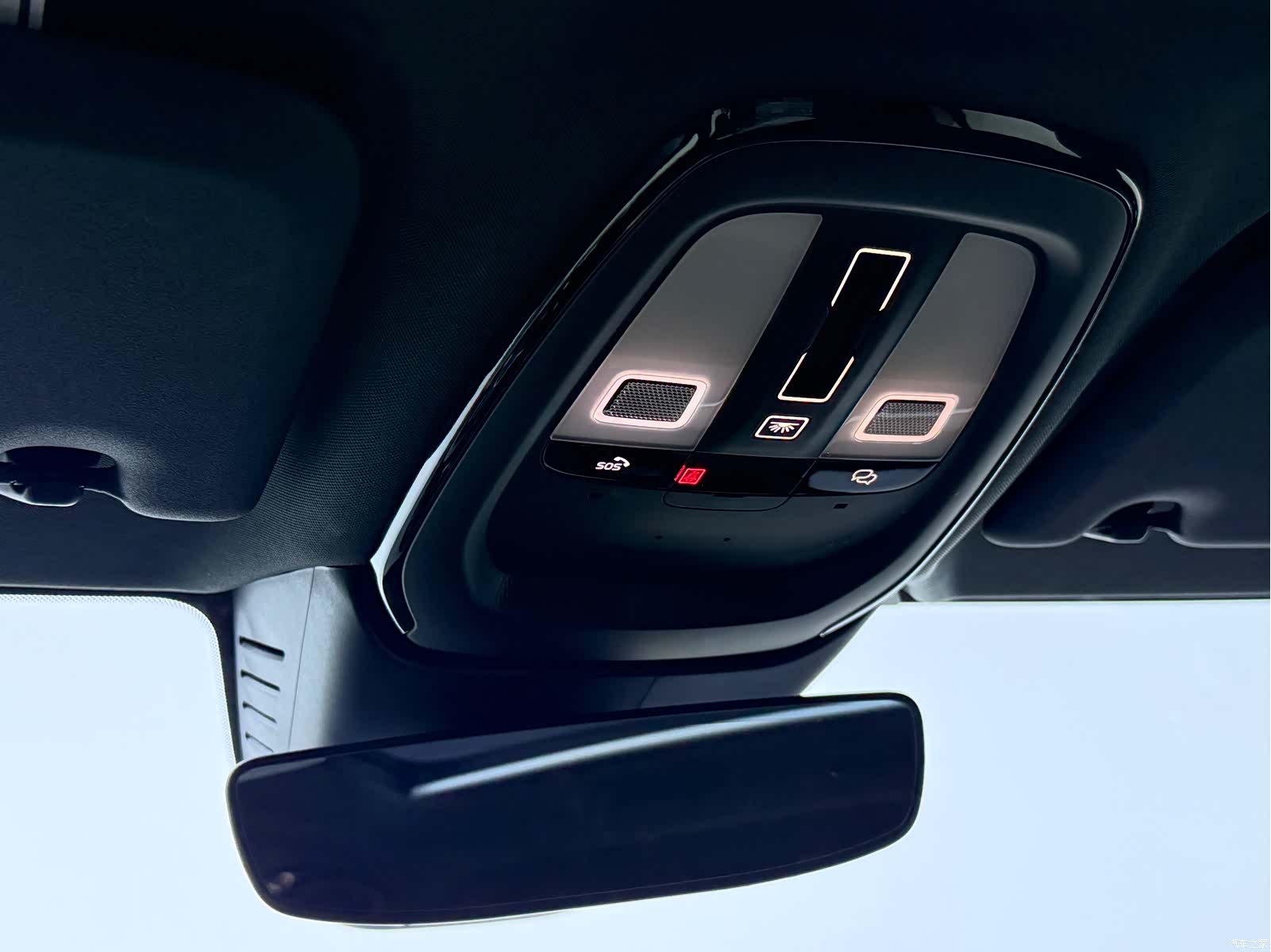 Volvo S60, 2023 22