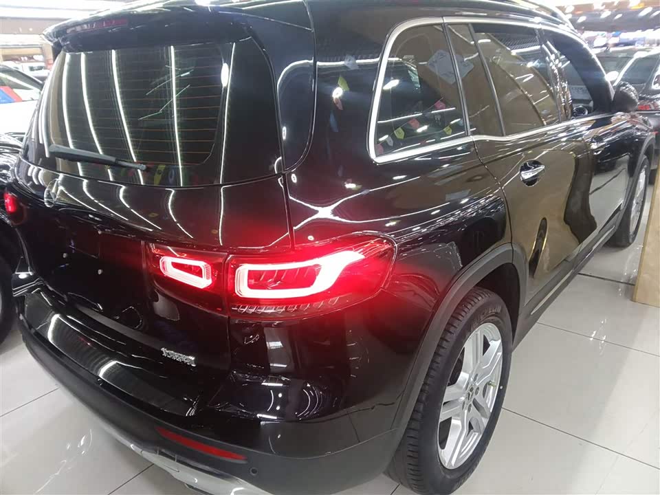 Mercedes-Benz GLB