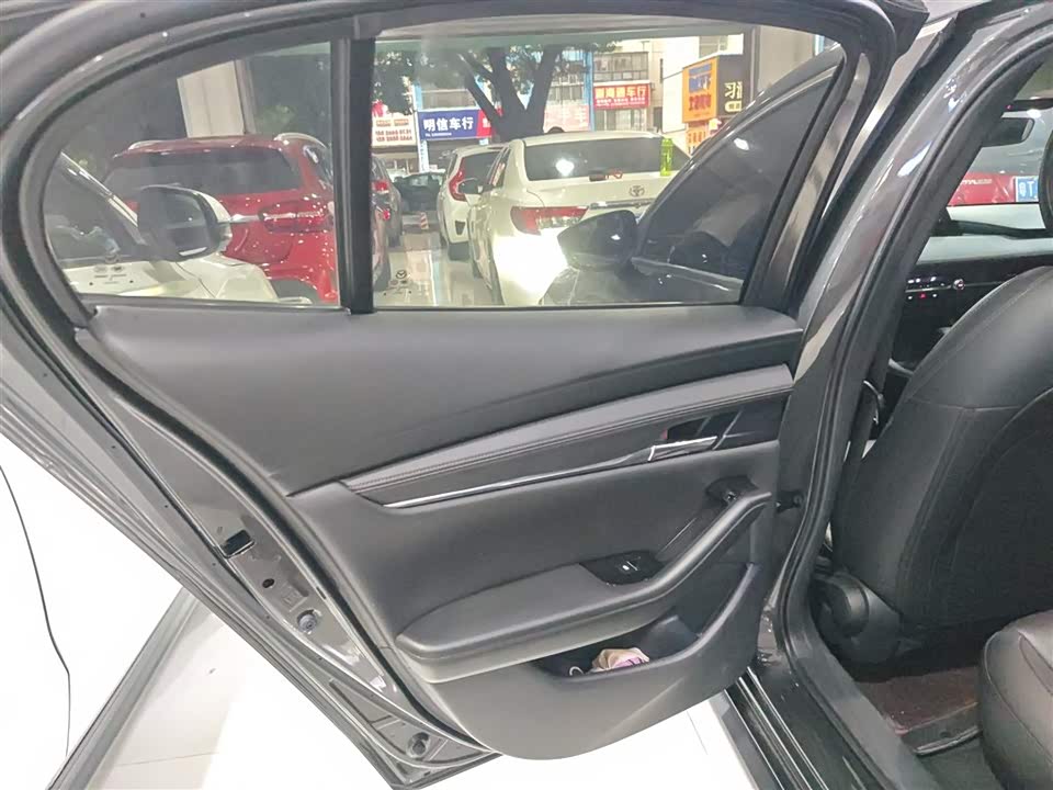 Mazda 3 Angkesaila Mazda 3 Angkesaila