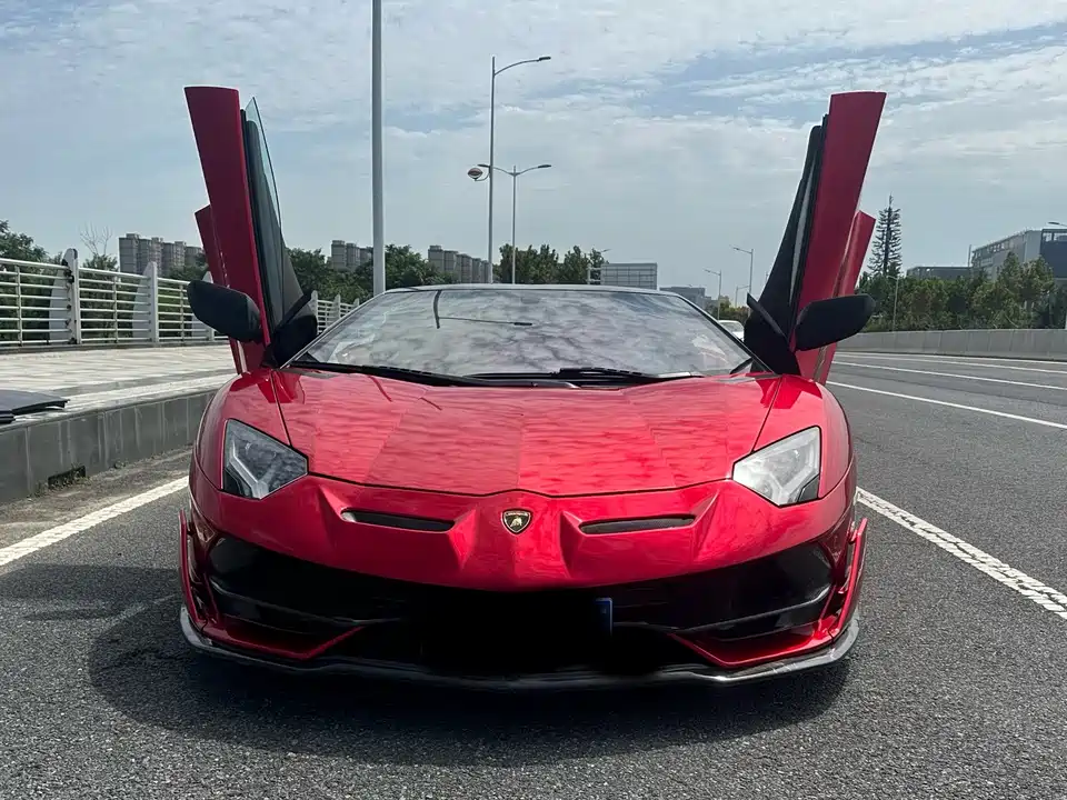 Lamborghini Aventador