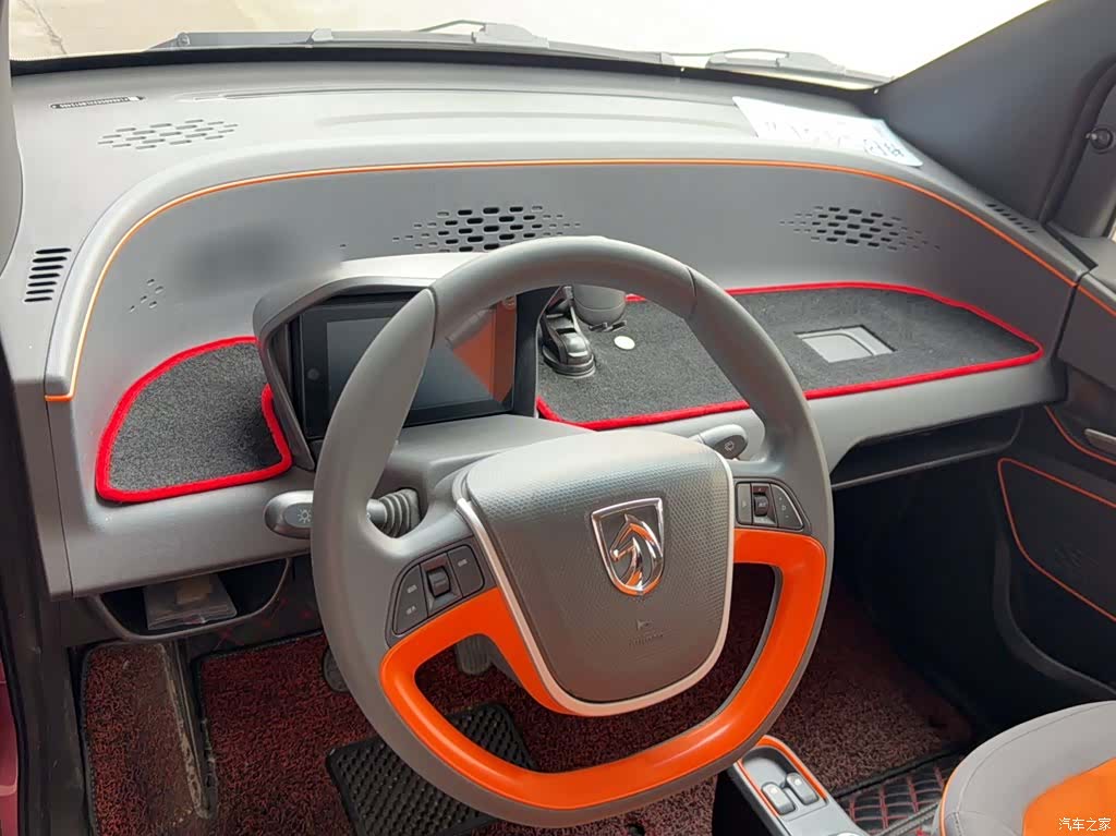 Wuling E100, 2020 все фото