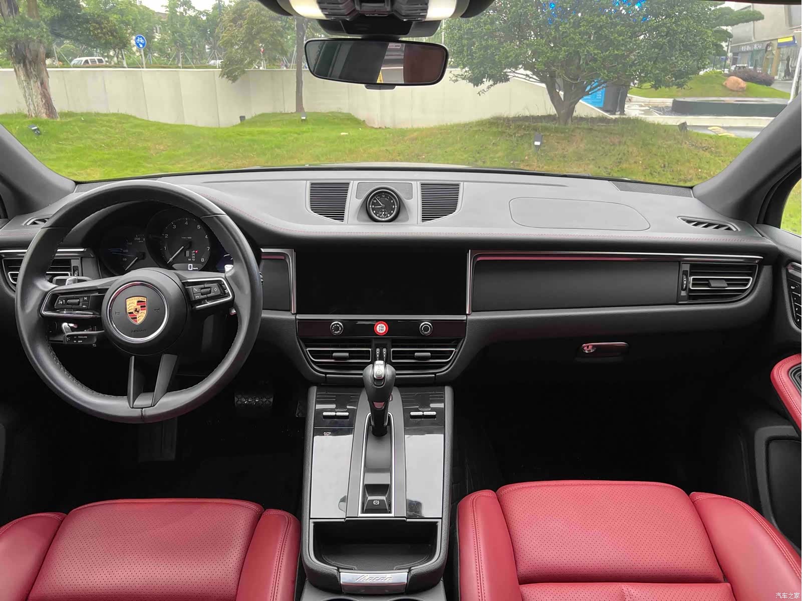 Porsche Macan, 2022 4