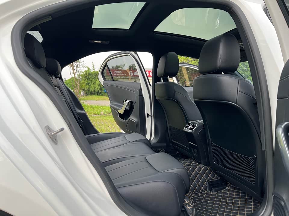 Mercedes-Benz Class A Mercedes-Benz Class A