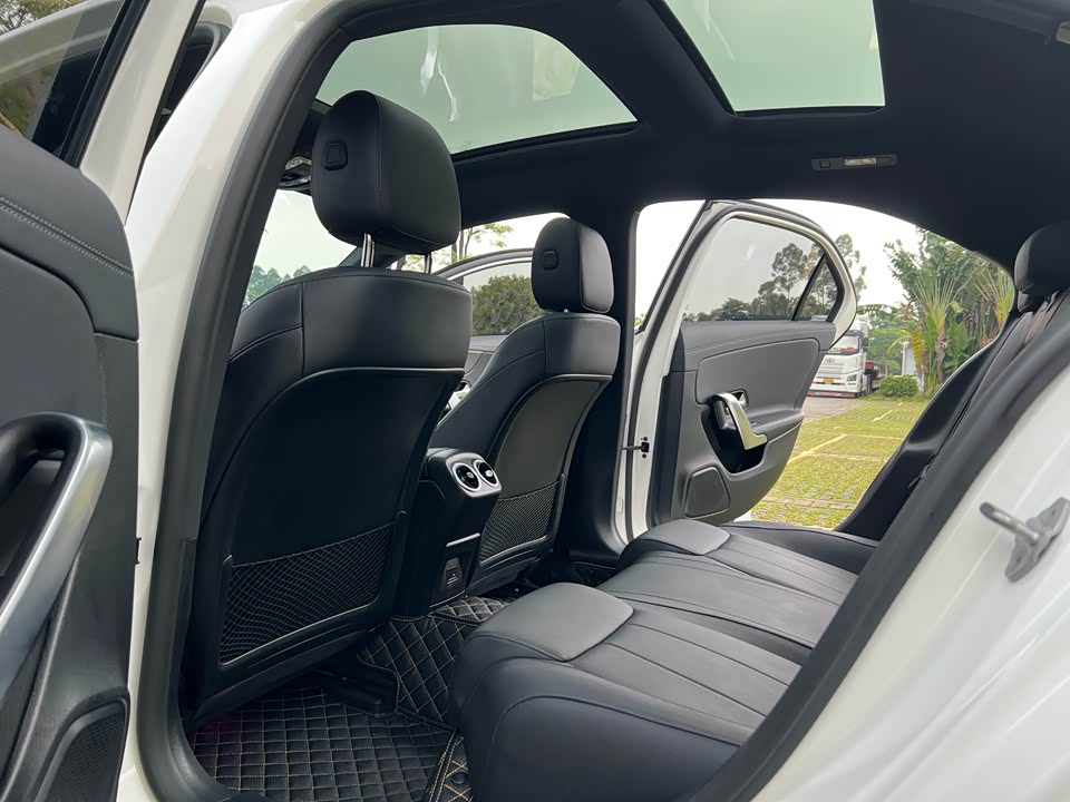 Mercedes-Benz Class A Mercedes-Benz Class A