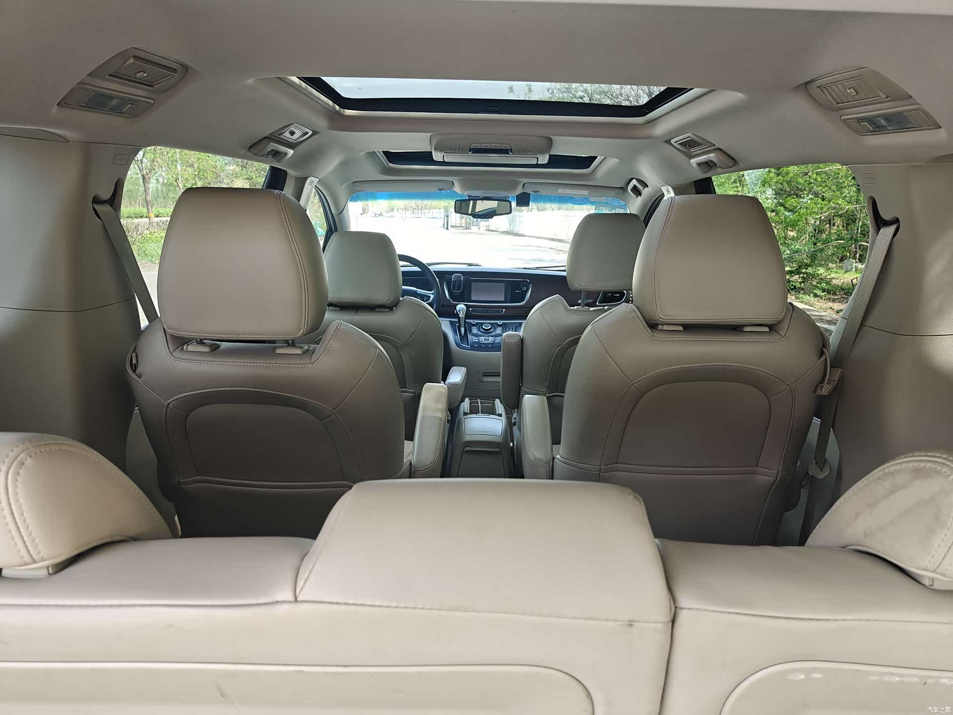 Buick GL8, 2015 9