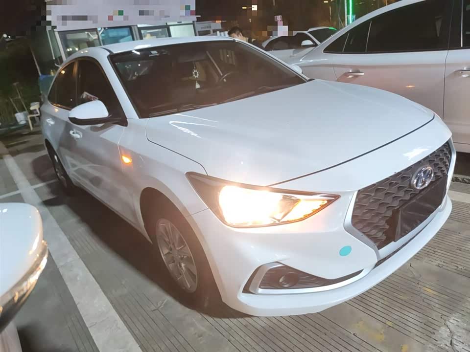 Hyundai Yuedong