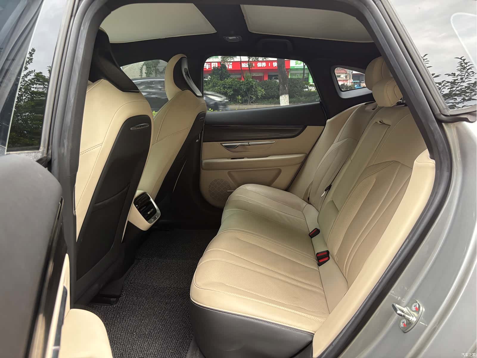 Xpeng P7, 2022 6