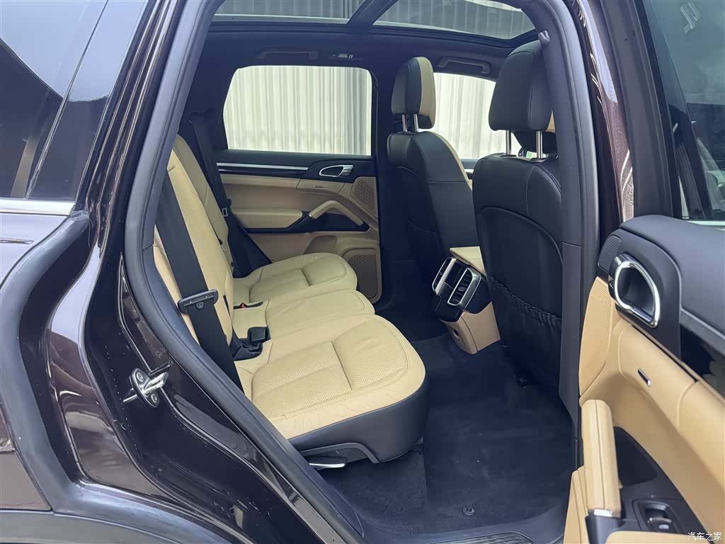 Porsche Cayenne, 2017 13