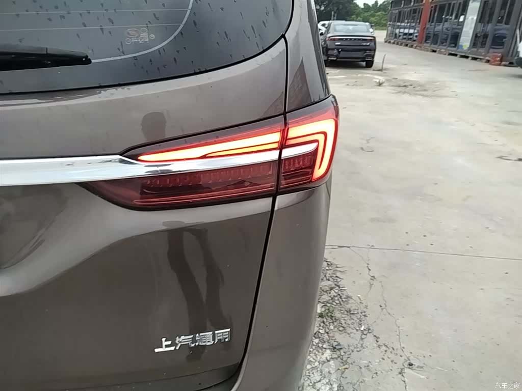 Buick GL8, 2022 8
