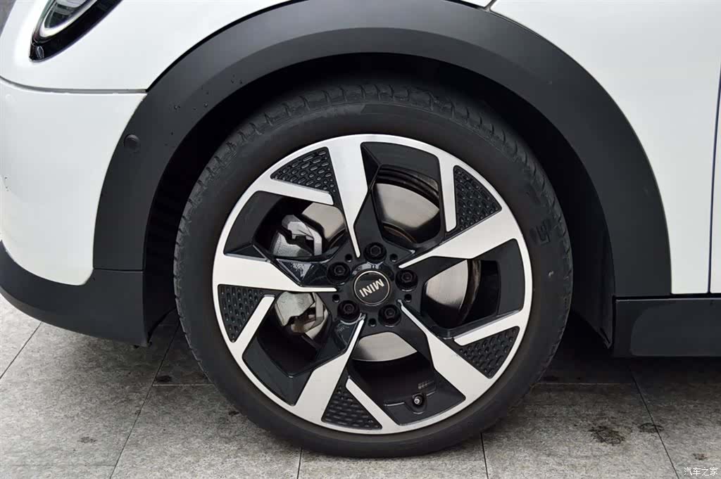 Mini Cooper, 2024 9